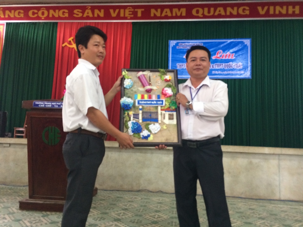 Công đoàn Trường THPT Chê Ghê-va-ra tổ chức buổi giao lưu kết nghĩa với trường THPT Quốc Thái Tỉnh An Giang